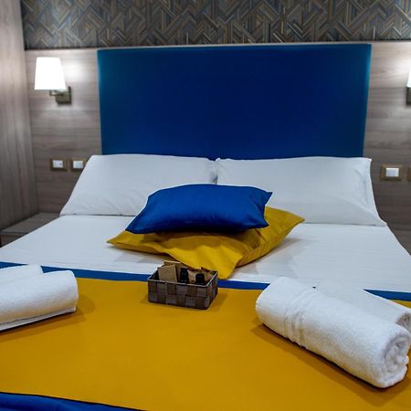 Operaprimasuite Messina Buitenkant foto