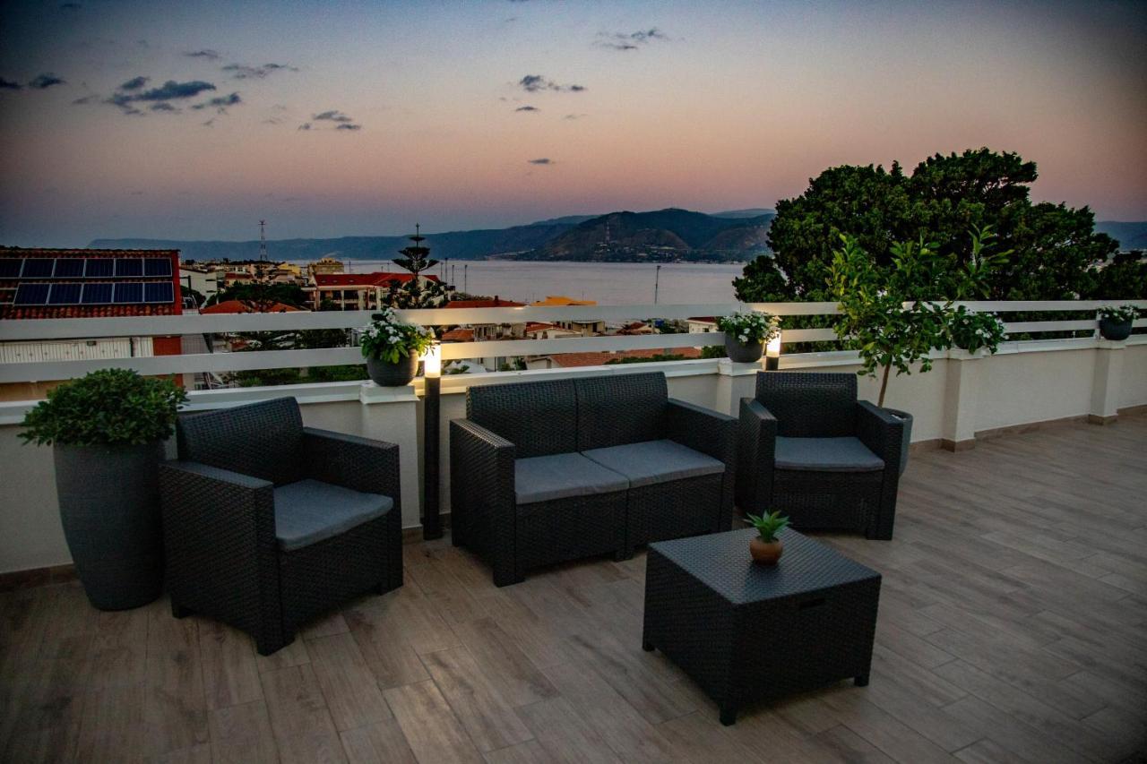Operaprimasuite Messina Buitenkant foto