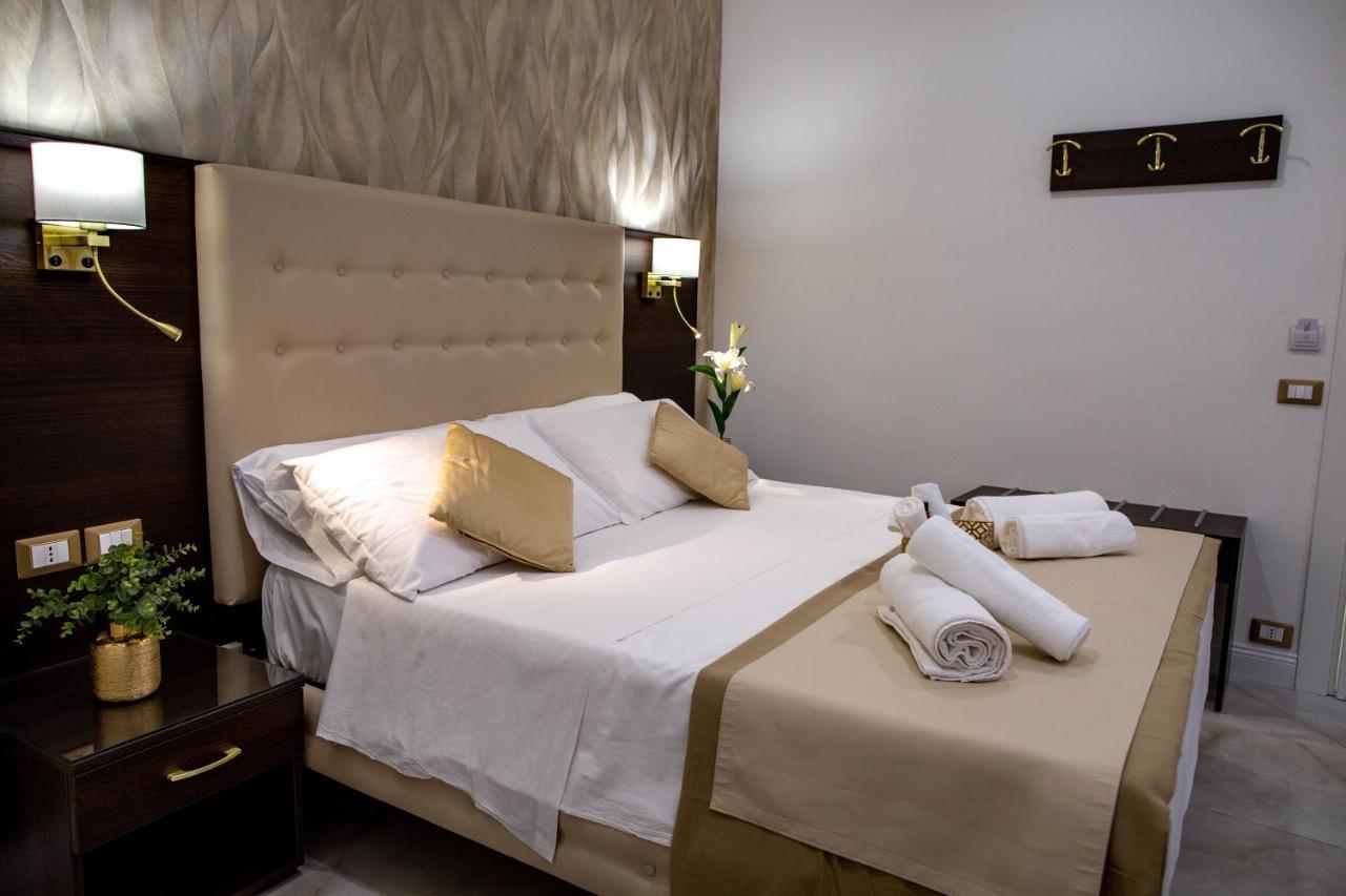 Operaprimasuite Messina Buitenkant foto