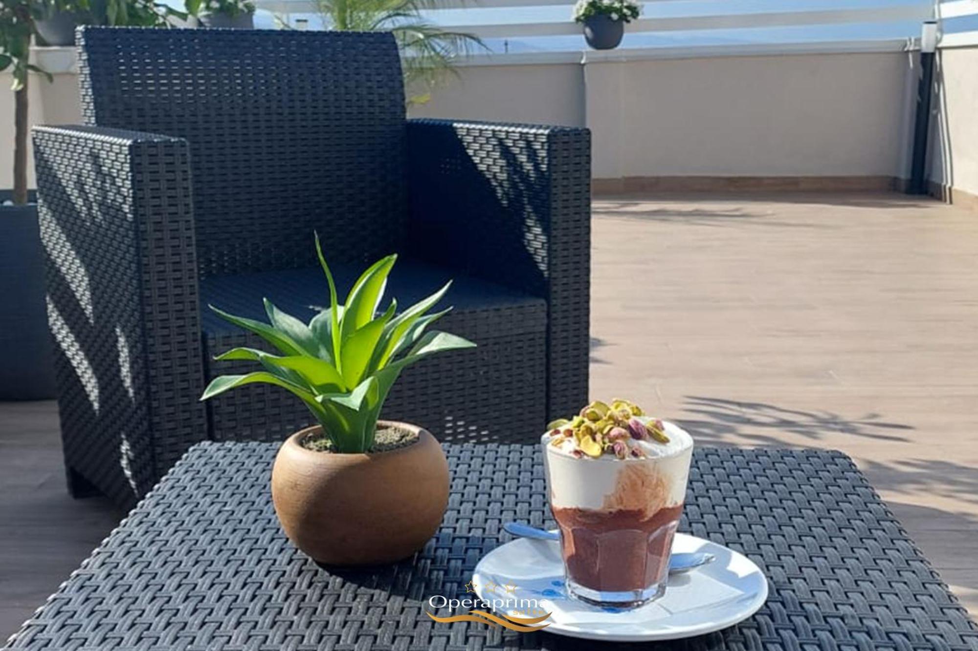 Operaprimasuite Messina Buitenkant foto